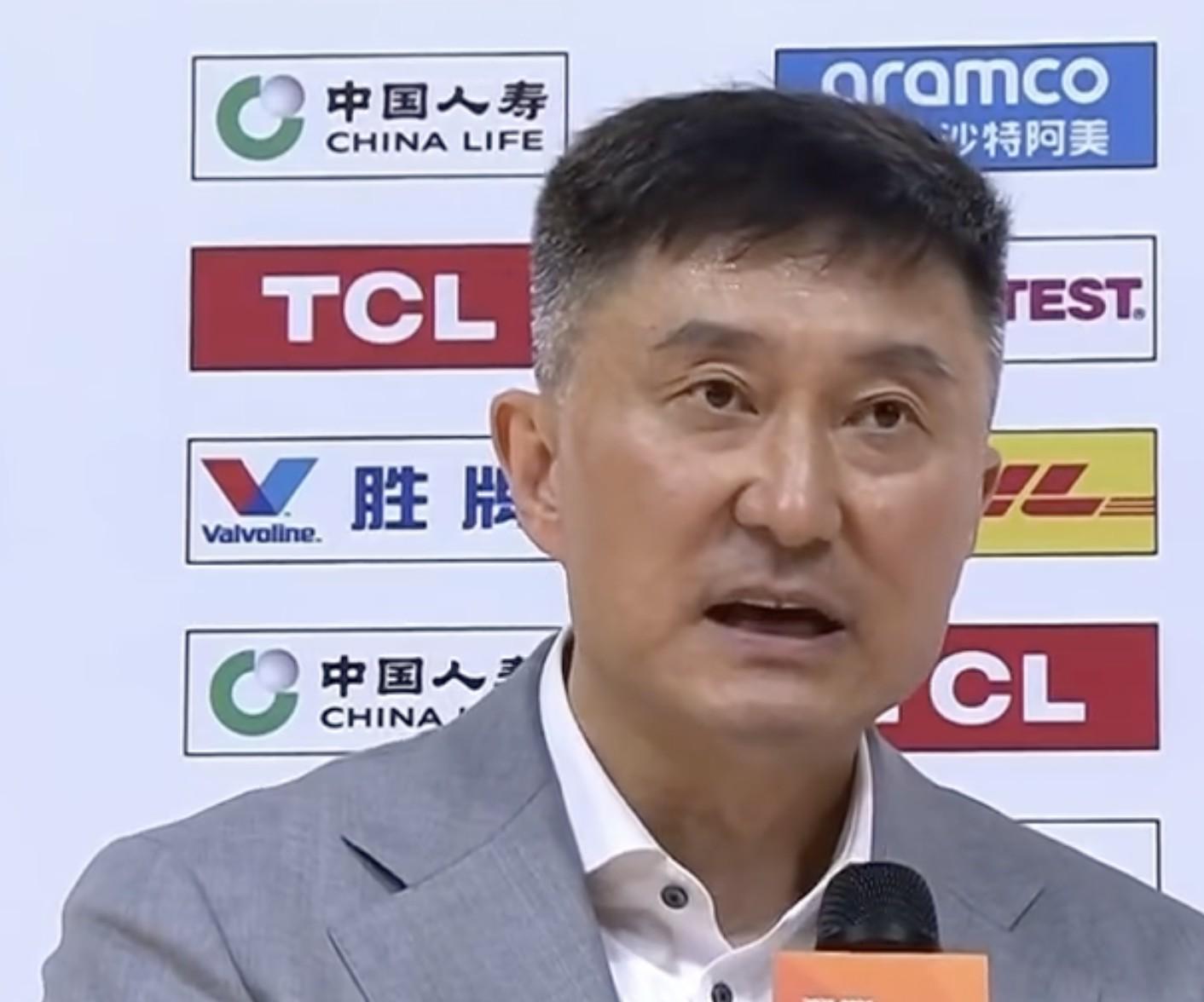 世界杯客户端升级下载-杜锋：今天的团结和永不放弃的精神是球队三十多年沉淀下来的