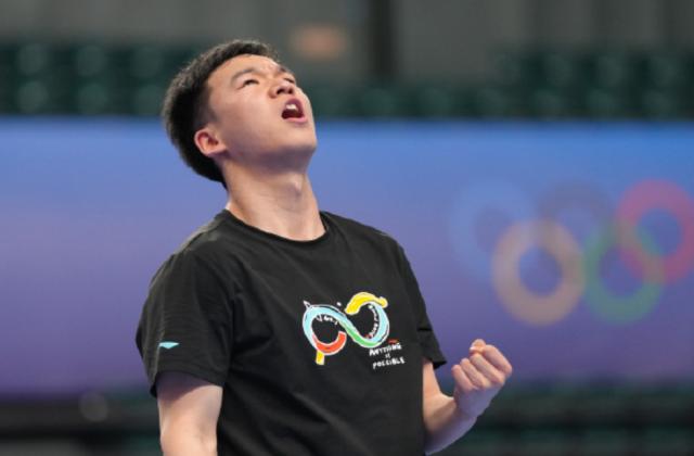 世界杯比赛在线观看平台-向鹏斩获男队选拔赛冠军，锁定伦敦世乒赛参赛资格